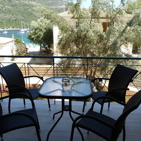 Hotel Ilianthos & 4*